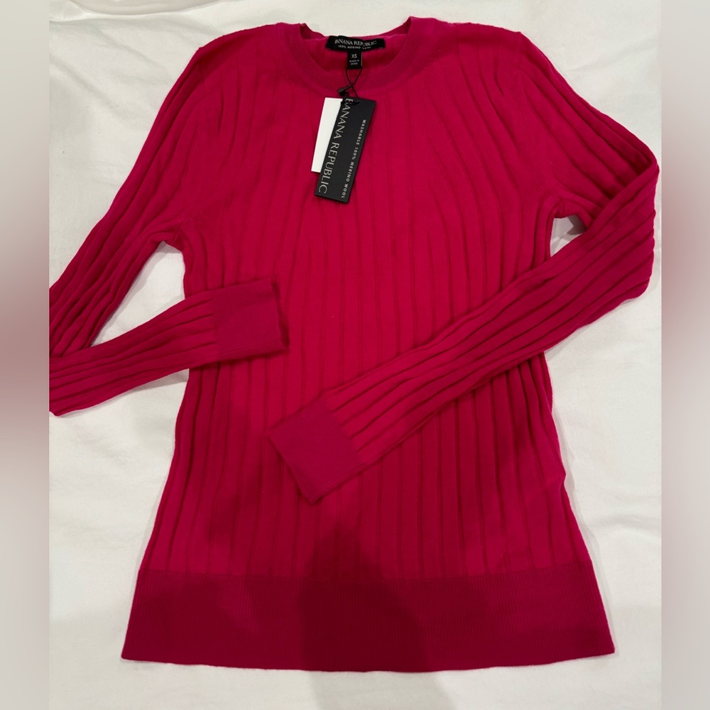 NWT Vintage Banana Republic Hot Pink Sweater Merino Wool